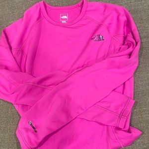 Women’s NorthFace flash dry top